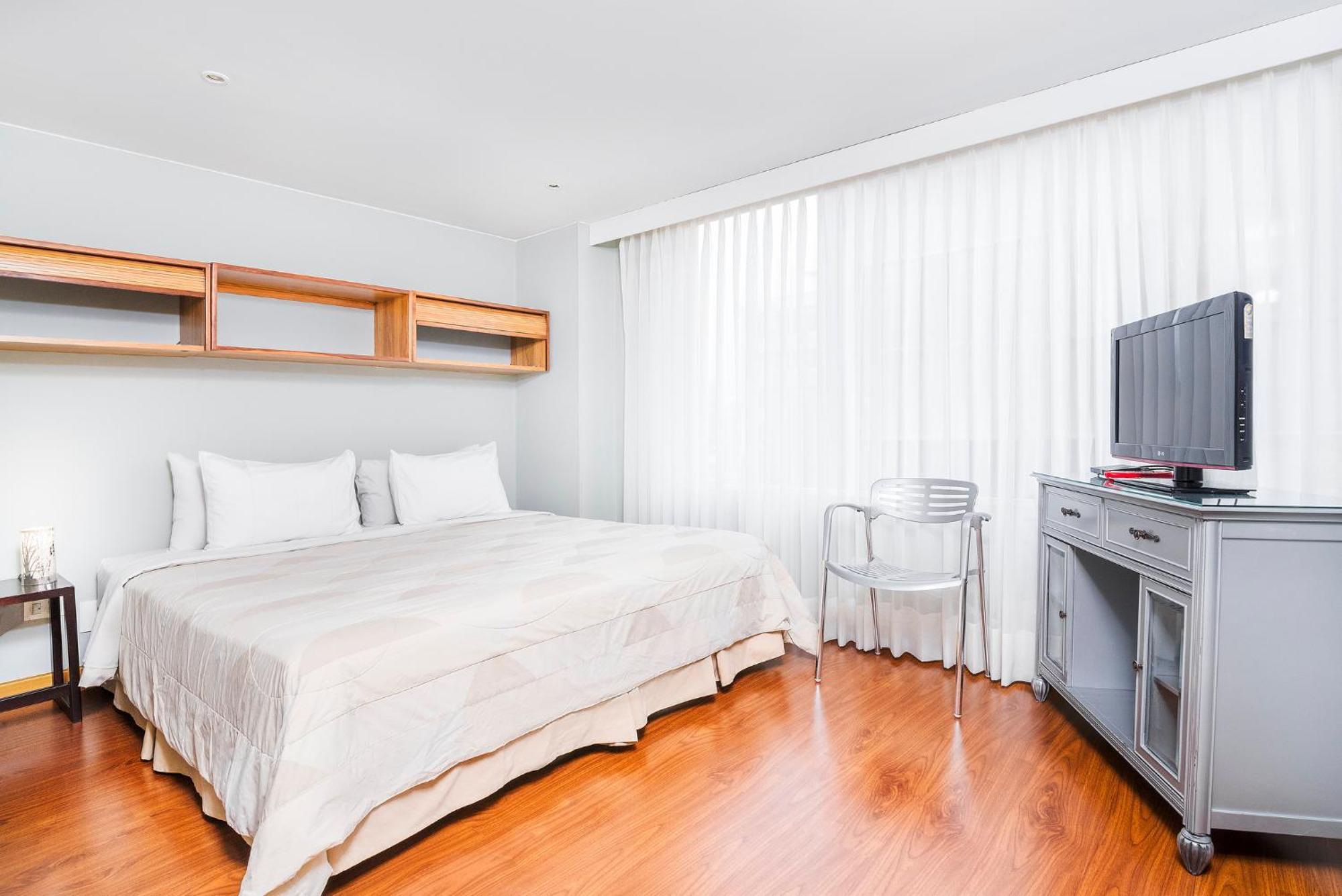 Lloyds Apartasuites Parque 93 โบโกตา ภายนอก รูปภาพ