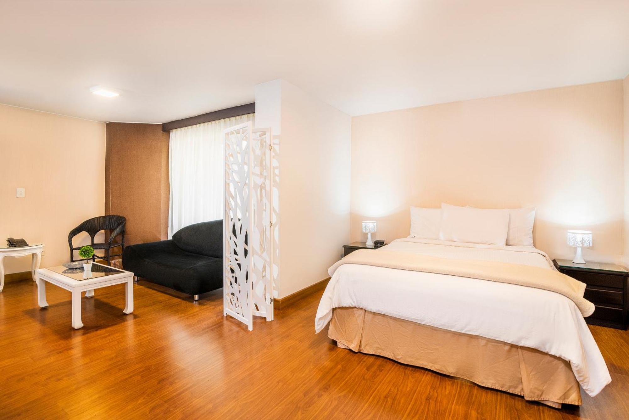 Lloyds Apartasuites Parque 93 โบโกตา ภายนอก รูปภาพ