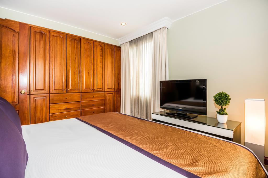 Lloyds Apartasuites Parque 93 โบโกตา ภายนอก รูปภาพ