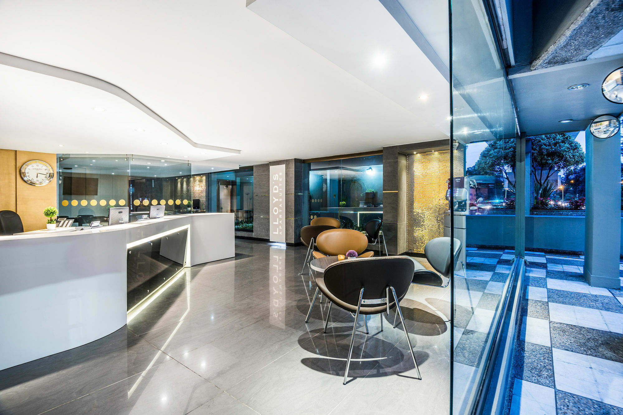 Lloyds Apartasuites Parque 93 โบโกตา ภายนอก รูปภาพ